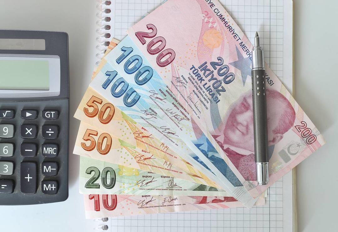 Kazan&ccedil; haftası geldi: Asgari &uuml;cretliye, emekliye, kamu &ccedil;alışanına, işsizlere &ouml;demeler başladı... Toplam 8 bin 672 lira yatırılacak