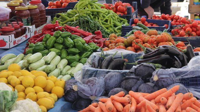 Meyve ve sebze fiyatları için sevindirici haberi böyle duyurdu: '5 ila 10 lira daha düşecek'