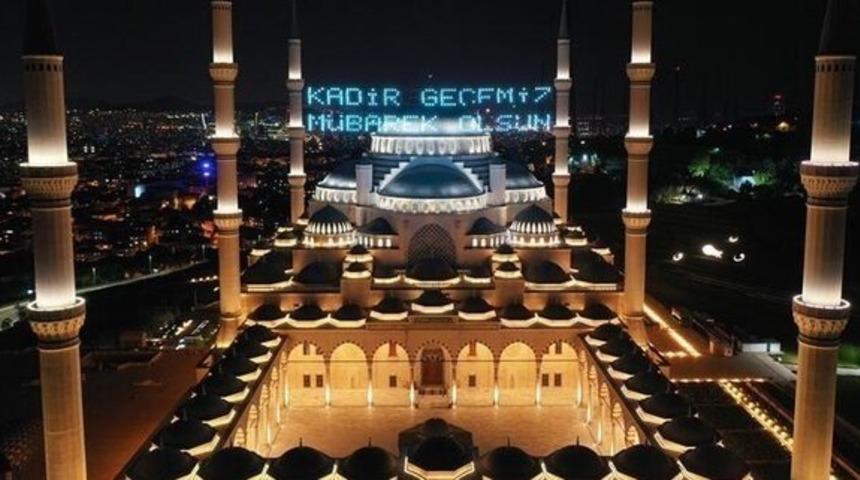 2022 Kadir Gecesi ne zaman idrak edilecek? Kadir Gecesi kandil mi? Kandil ne zaman?