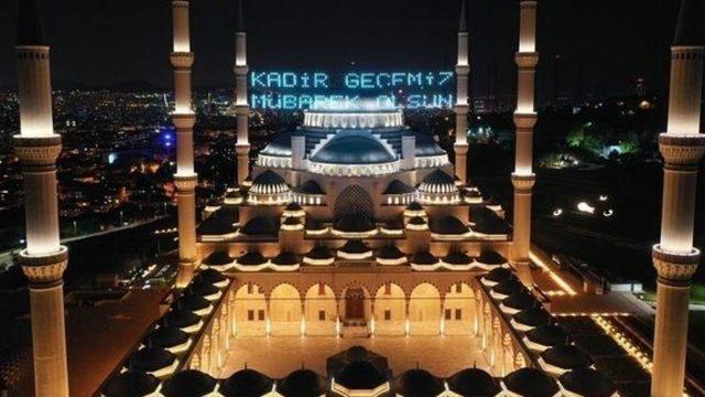 2022 Kadir Gecesi ne zaman idrak edilecek? Kadir Gecesi kandil mi? Kandil ne zaman?