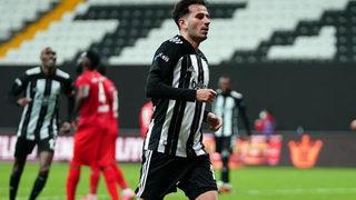 Beşiktaş’ta Oğuzhan Özyakup ve Gökhan Töre ile yollar ayrılıyor!