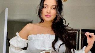 Ece Ronay kendisine 'Rihanna özentisi' diyen takipçisine verdiği sütyen yanıtıyla olay oldu