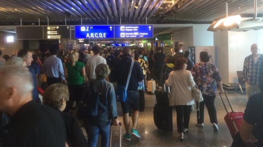 Frankfurt Havalimanı'nda güvenlik alarmı