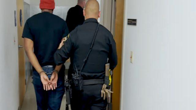 Kadın kılığına girerek erkek çocuklarını kandırdı! Telefonunda 80’den fazla çocuğun cinsel içerikli görüntüleri ortaya çıktı