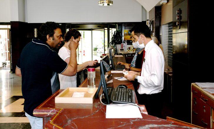 Kuşadası’nda bayram öncesi doluluk yüzde 80’e ulaştı! Turistlere uyarı geldi: Yer kalmayabilir  G5