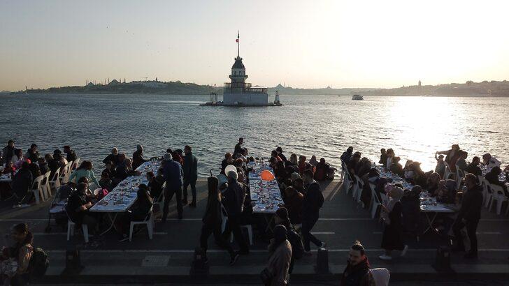 İstanbul'da 80 bin kişilik iftar! Uzunluğu 2 kilometreyi buldu G3
