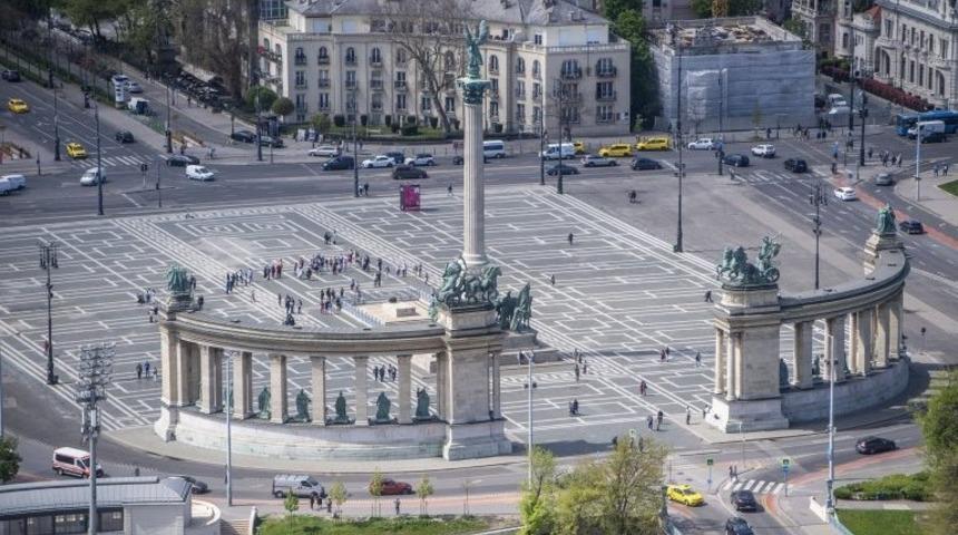 AB, üye bir ülkeye ilk kez cezai işlem başlattı: Macaristan'a mali yardımlar kesilebilir