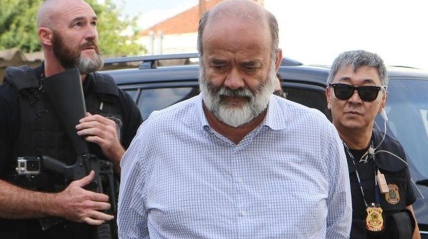 Brezilya'da yolsuzluk skandalı b&uuml;y&uuml;yor