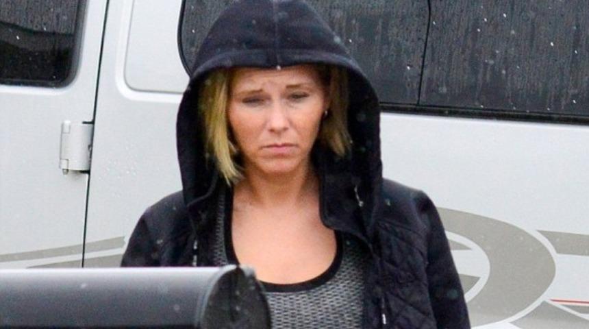 Kızının iki arkadaşıyla ilişkiye girdi