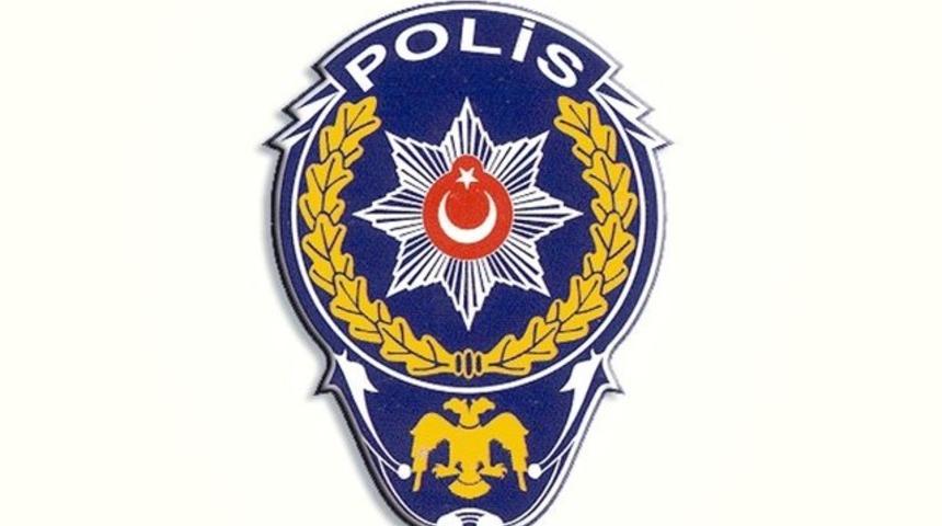 15 polis gözaltına alındı