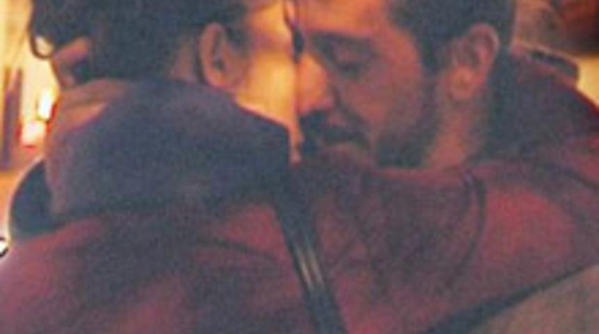 Sokakta Aşk Başkadır