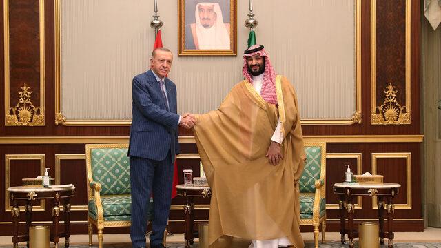 Son Dakika: Cumhurbaşkanı Erdoğan'dan Suudi Arabistan'da dikkat çeken mesajlar! Yeni bir dönem