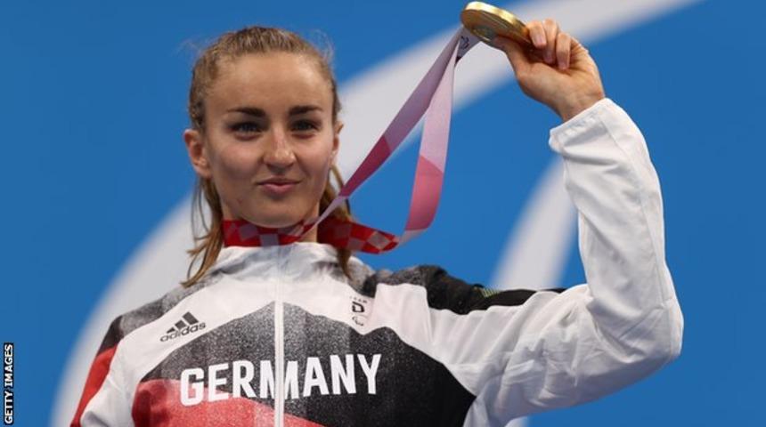 Elena Krawzow: Playboy kapağına çıkan ilk Paralimpik yüzücü