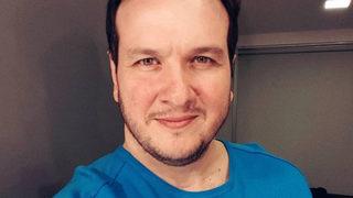 Şahan Gökbakar'dan dikkat çeken paylaşım! Her yerde Arapça yazılar...