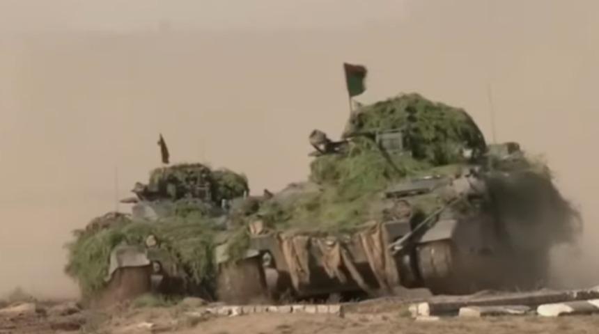 Almanya'dan tarihi karar! Ukrayna'ya ağır silah gönderecekler... Rusya'dan jet yanıt