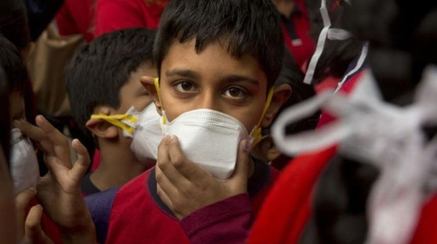 Delhi'de hava kirliliği nedeniyle okullar 3 gün tatil