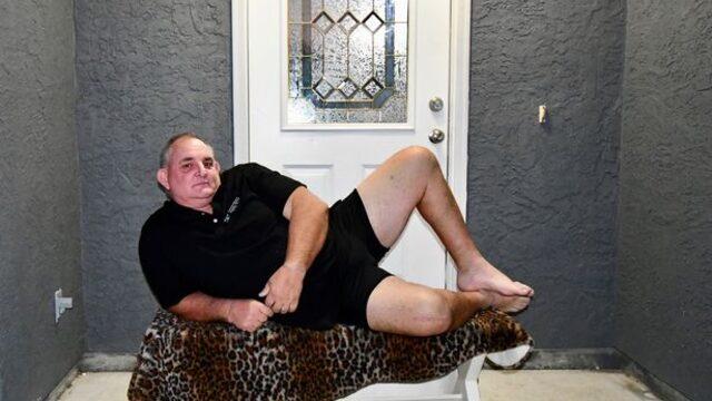 Ev satışına eski kocasını da dahil etti! “Eğer onu alırsanız fiyatı düşürüyoruz”