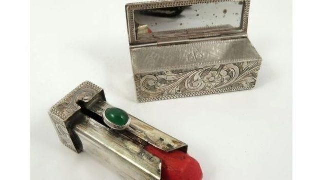 Hitler in eşinin iç çamaşırı açık artırmada satıldı 1