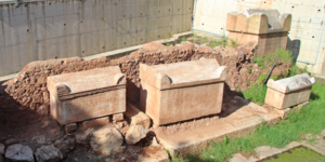 İmparatorun koruyucusu unvanını taşıyan lahit keşfedildi