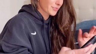 Gözünün önünde kocası çocuklarının bakıcısıyla aldatmış! Fotoğrafı görünce gerçeği anladı