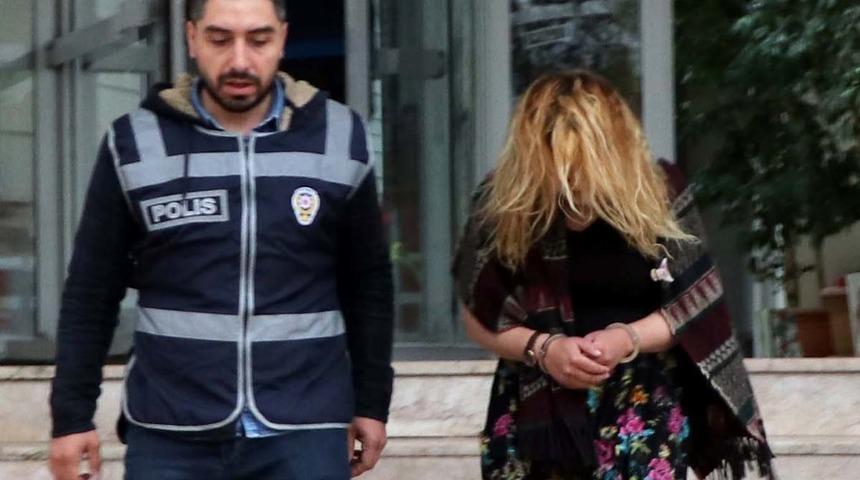 Ağlama krizine girdi! 64 yıl hapisle aranıyordu, eve düzenlenen operasyonla yakalandı