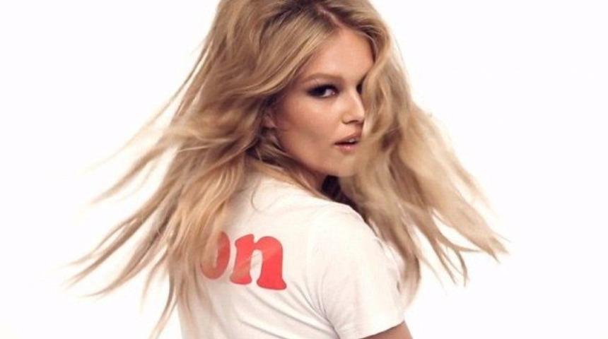 2015 Pirelli Takvimi'nden T&uuml;rkiye'ye 700 adet g&ouml;nderildi