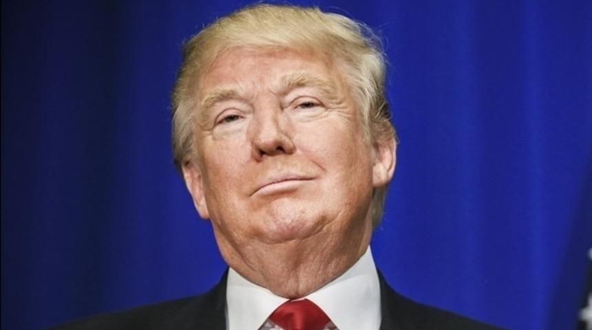 Trump'ın Başkan olur olmaz ilk icraatı: &lsquo;M&uuml;sl&uuml;manlara ABD'ye giriş yasağı' kaldırıldı