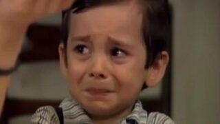 Öyle Bir Geçer Zaman ki dizisinin Osman'ı Emir Berke Zincidi çimlerden poz verdi! Canavar gibisin