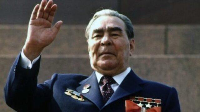 Sovyetler Birliği lideri Leonid Brejnev döneminde Zafer Günü'nün önemi arttı.