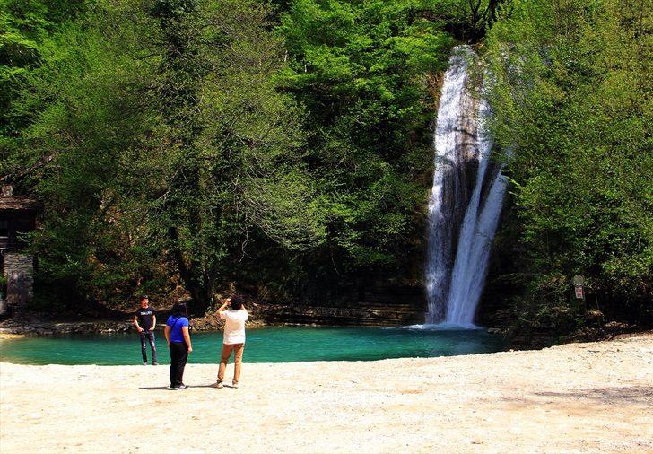 Sel felaketinin vurduğu Erfelek Tatlıca Şelaleleri yaz sezonuna hazırlanıyor G1