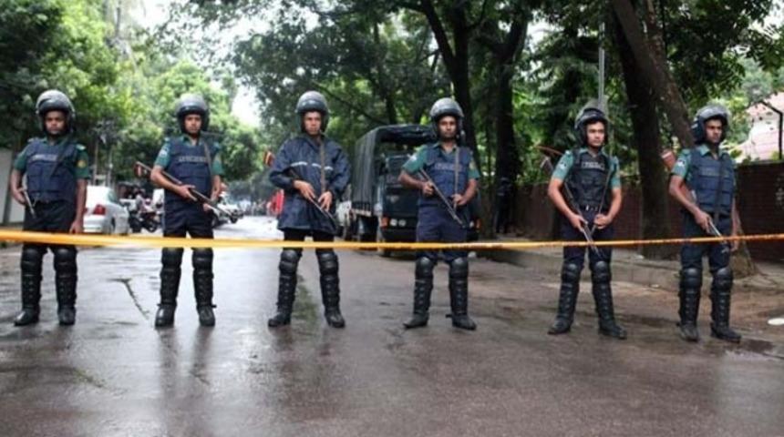 IŞİD restoran bastı, müşterileri rehin aldı