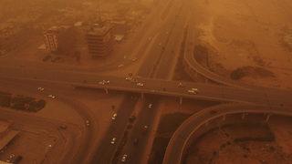 Kum fırtınası Irak'ı esir aldı! Yüzlerce kişi hastanelik oldu