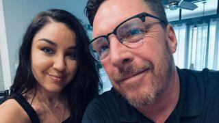 Görenler baba-kız zannetti! “O benim çocuğum değil” diyerek ilişkilerini savundu