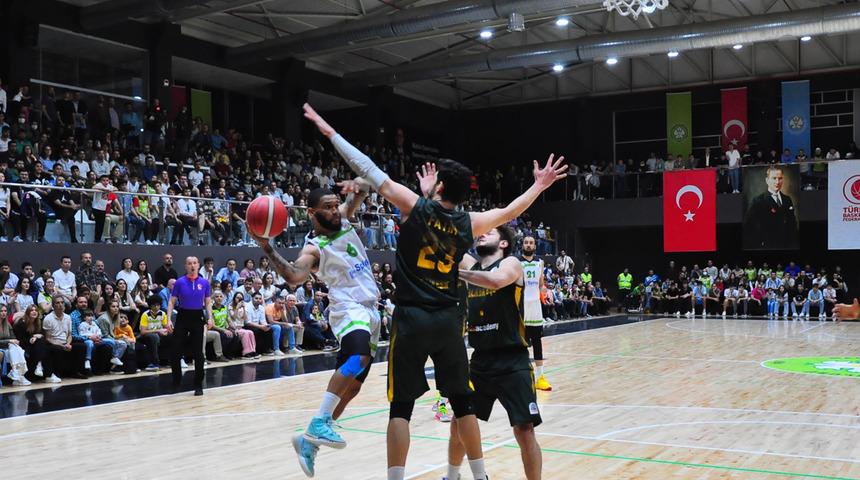 Manisa Büyükşehir Belediyespor, basketbolda Süper Lig'e yükseldi