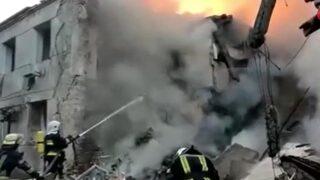 Pencerelere yaklaşmayın Rusya o şehri vurdu! 1'i çocuk 5 kişi hayatını kaybetti