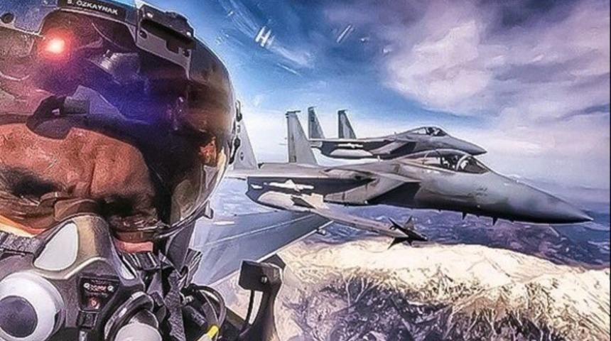 &lsquo;T&uuml;rk pilotun Suudi pilotlarla selfie&rsquo;si&rsquo; olay oldu