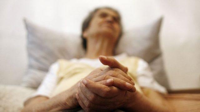 Alzheimer için Yeni Göz Testi