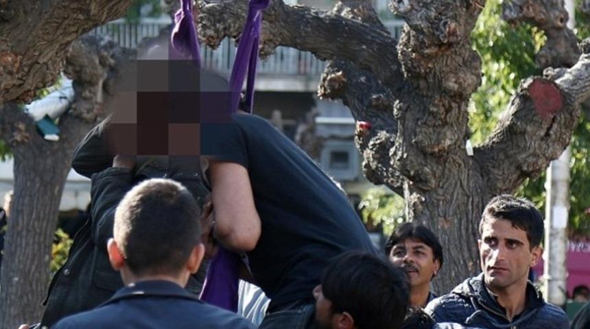 Yunanistan'da iki sığınmacı kendini astı