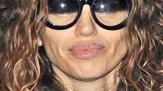 Gülşen'in Tuhaf Hali...