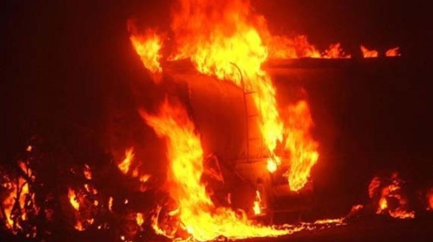 Mozambik'te yakıt tankeri patladı: 73 &ouml;l&uuml;, 100 yaralı