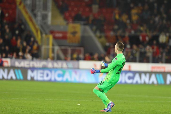 Son dakika: "3 yıllık imza!" Barcelona, Galatasaray'a engel oluyor! Fernando Muslera'nın yerine düşünülen Inaki Pena'ya yeni kontrat... G2