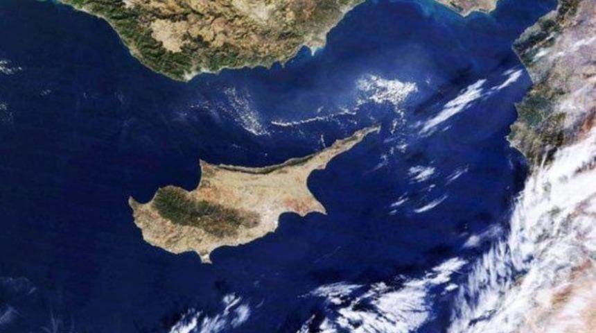 Yeni Kıbrıs&rsquo;a 220 bin T&uuml;rk