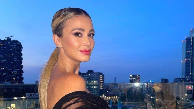 Can Yaman'ın eski sevgilisi Diletta Leotta'dan derin göğüs dekolteli poz