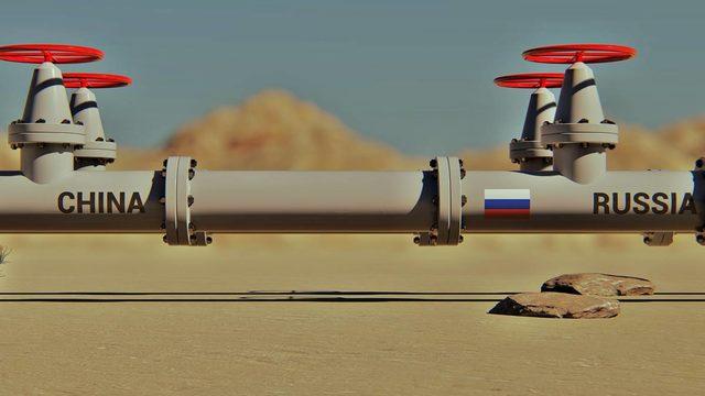 Petrol fiyatları yükselirken çok konuşulacak bir iddia geldi! ‘Gizlice ucuza satın alıyorlar’