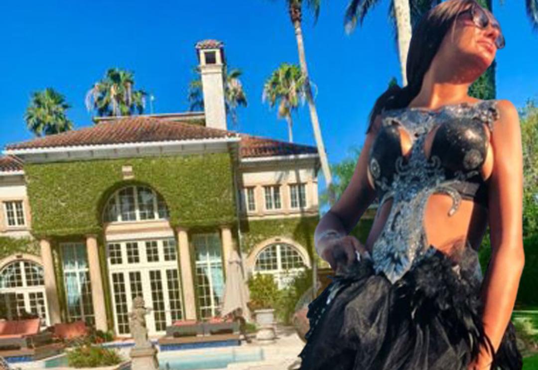 Pablo Escobar'ın 4 milyon dolarlık malikanesinde yaşıyor! S&uuml;reyya Yal&ccedil;ın'ın l&uuml;ks yaşantısı