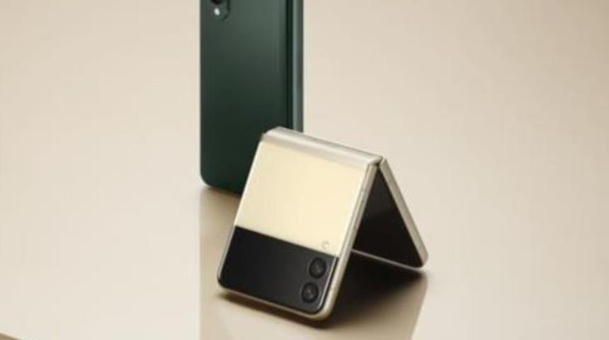 Galaxy Z Fold4 ve Galaxy Z Flip4 için bekleyiş sürüyor: Renk seçenekleri sızdı!