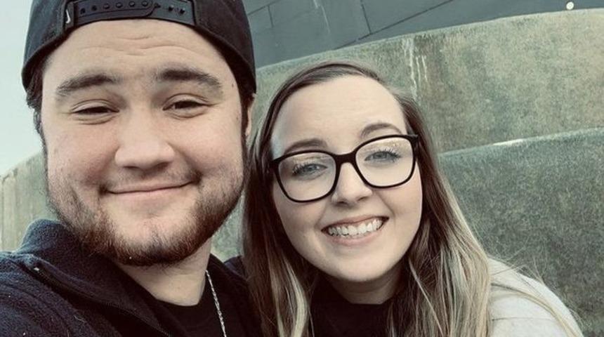 Ortaokulda en yakın arkadaşlardı! İçlerinden biri cinsiyet değiştirince evlenmeye karar verdiler