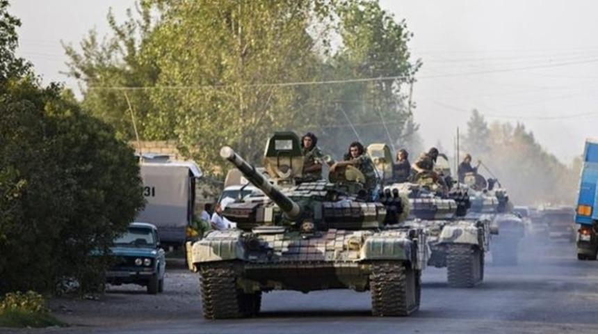 Azerbaycan Karabağ cephe hattında tank kullandı