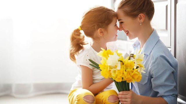 Anneler Günü bugün mü? Anneler Günü nasıl ortaya çıktı? Ne zamandan beri kutlanıyor?