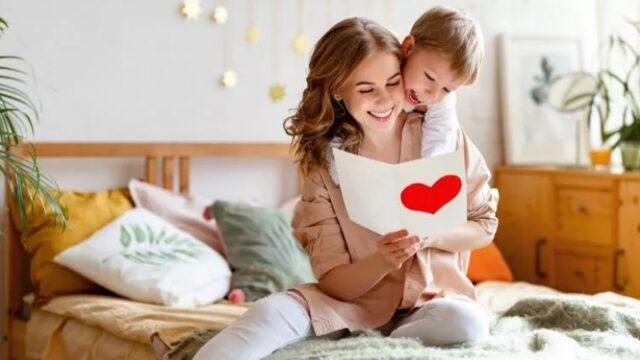 Anneler Günü hediyelerinde en güzel ve anlamlı seçenekler! 2022 Anneler Günü'nde ne hediye alınır?